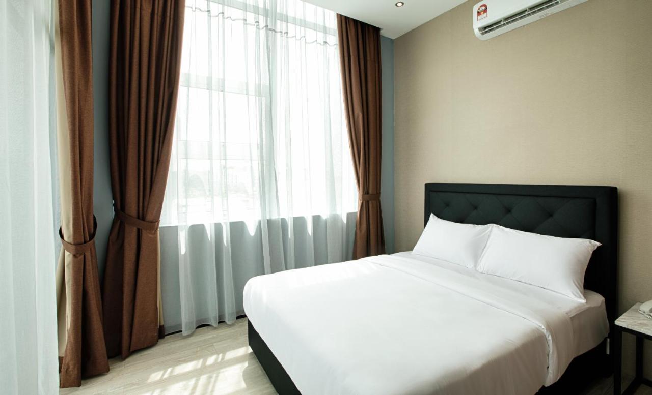 Mtree Hotel Nilai - Klia Airport Экстерьер фото